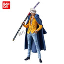 One Piece D.Law Boneco 18cm/7.1 Polegada
